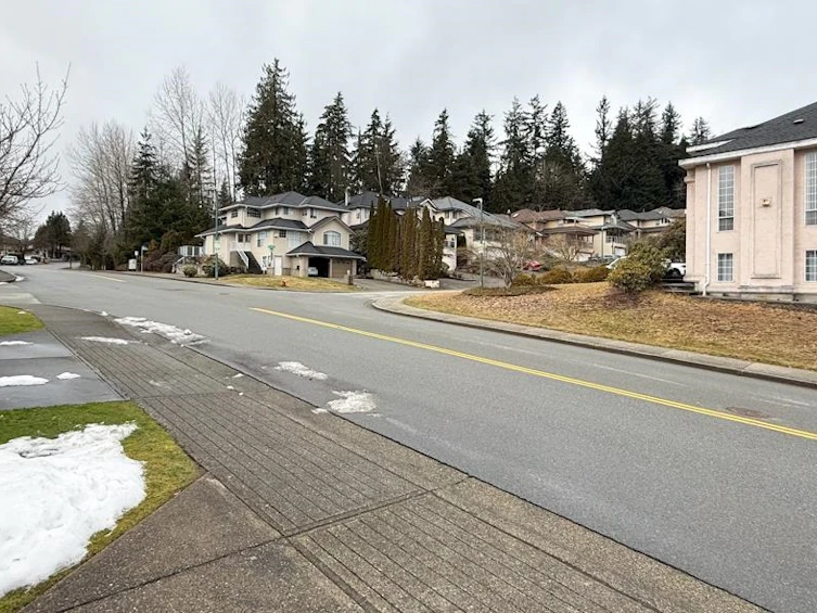 3102 Robson Drive, Coquitlam, BC, V3E 2R8 - 34