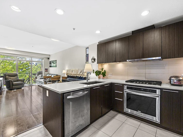 303-6033 Gray Avenue, Vancouver, BC, V6S 0G3 - 3