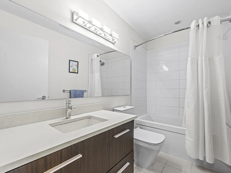 303-6033 Gray Avenue, Vancouver, BC, V6S 0G3 - 12