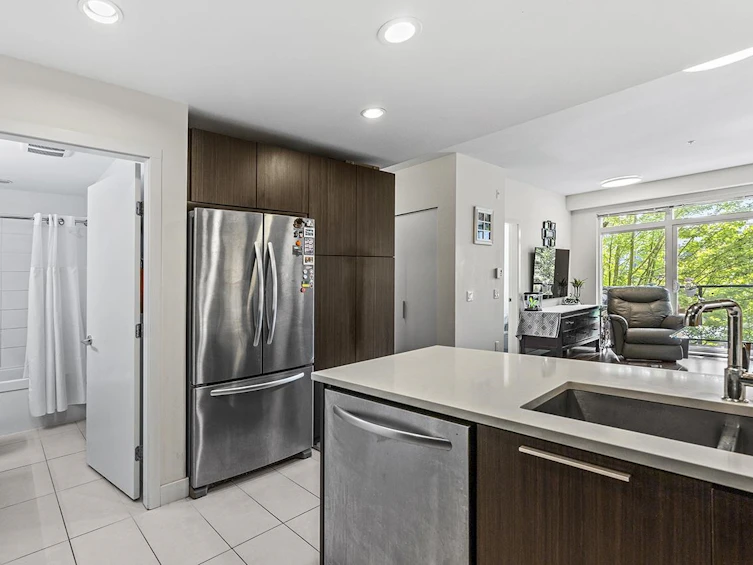 303-6033 Gray Avenue, Vancouver, BC, V6S 0G3 - 5