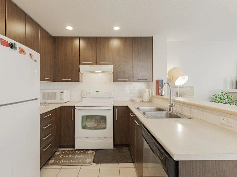 10-7370 Stride Avenue, Burnaby, BC, V3N 5E6 - 10
