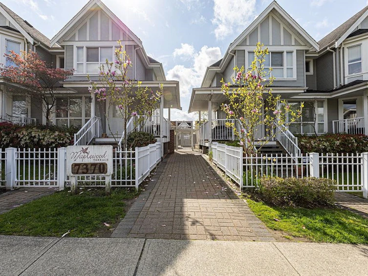10-7370 Stride Avenue, Burnaby, BC, V3N 5E6