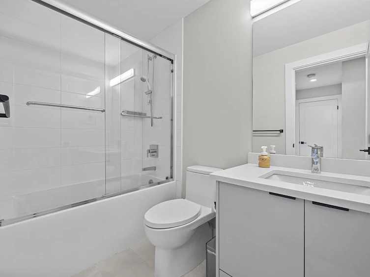 18-16589 25 Avenue, Surrey, BC, V3Z 1H5 - 23