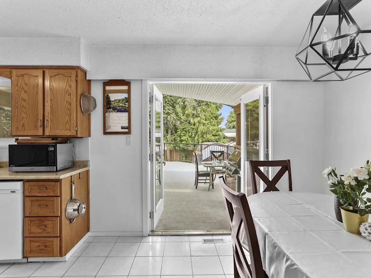 21033 119 Avenue, Maple Ridge, BC, V2X 7N6 - 9