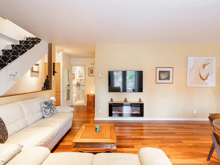 585 Artisan Lane, Bowen Island, BC, V0N 1G2 - 16