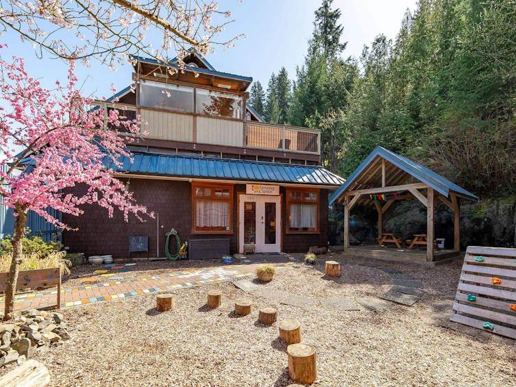 585 Artisan Lane, Bowen Island, BC, V0N 1G2 - 31