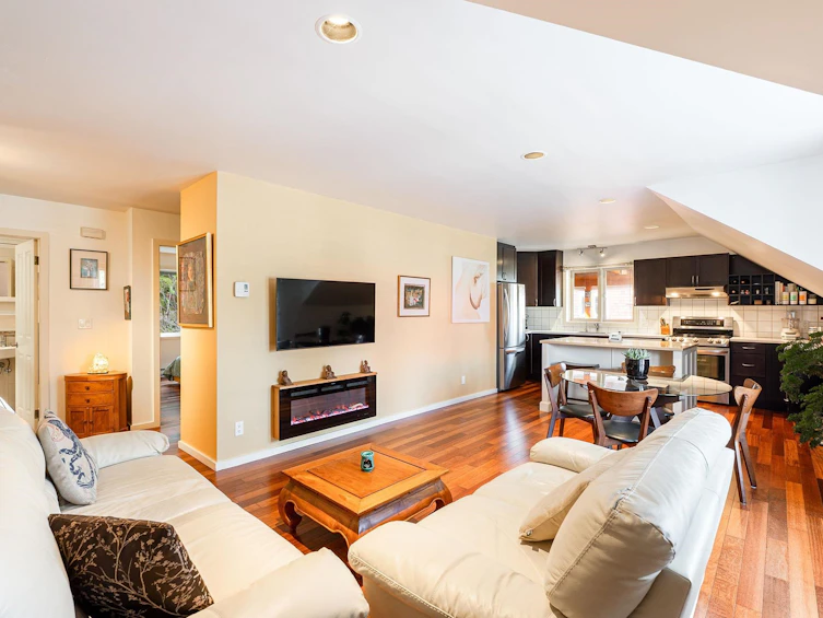 585 Artisan Lane, Bowen Island, BC, V0N 1G2 - 4