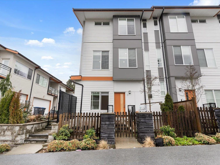 6-5960 142 Street, Surrey, BC, V3X 1C8