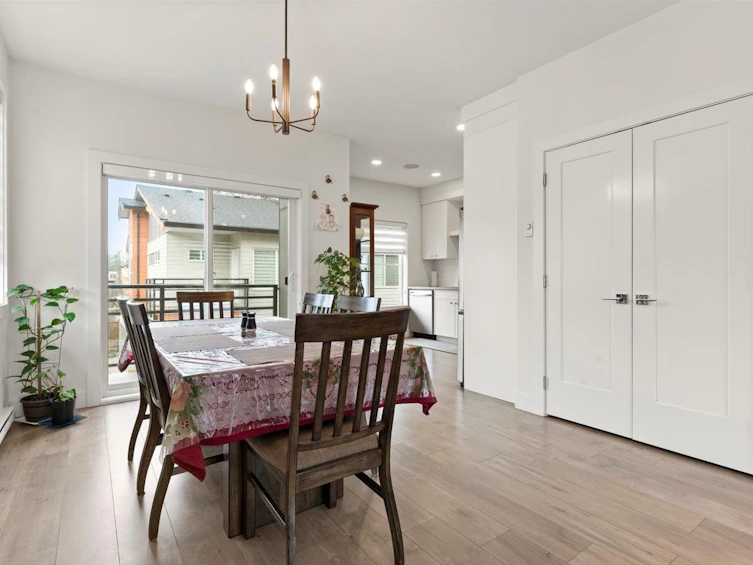 6-5960 142 Street, Surrey, BC, V3X 1C8 - 9
