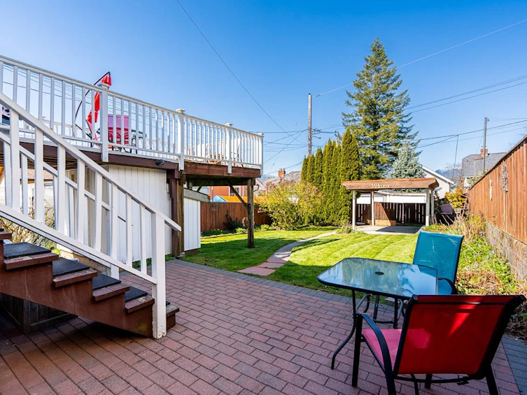 3415 Dundas Street, Vancouver, BC, V5K 1R9 - 29