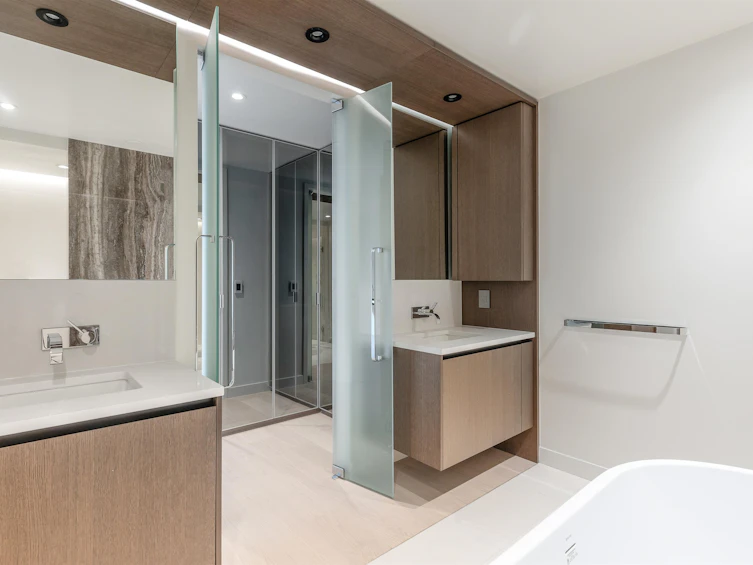 303-3596 West 28th Avenue, Vancouver, BC, V6S 2G5 - 12