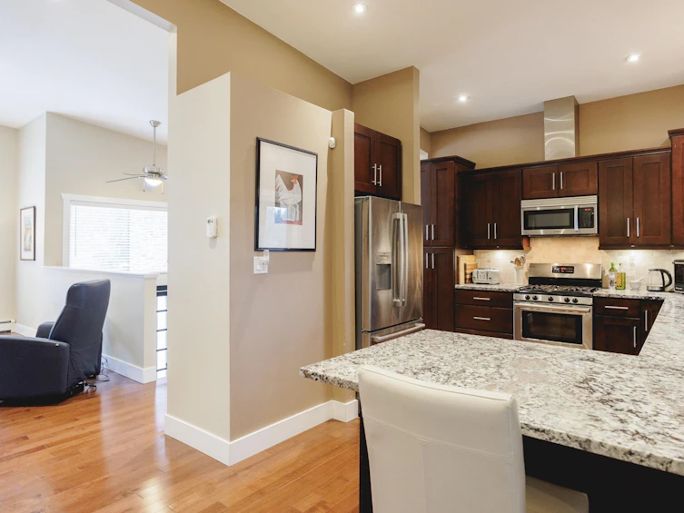 4501 206 Street, Langley, BC, V3A 5V9 - 11
