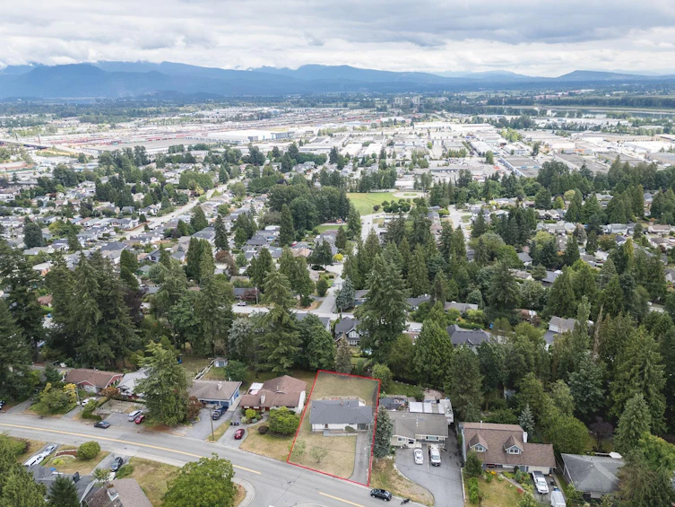 1733 Eastern Drive, Port Coquitlam, BC, V3C 2T5 - 9