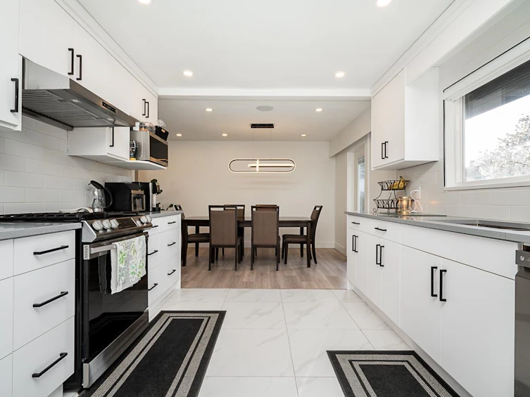 615 Allison Place, New Westminster, BC, V3L 5C1 - 16