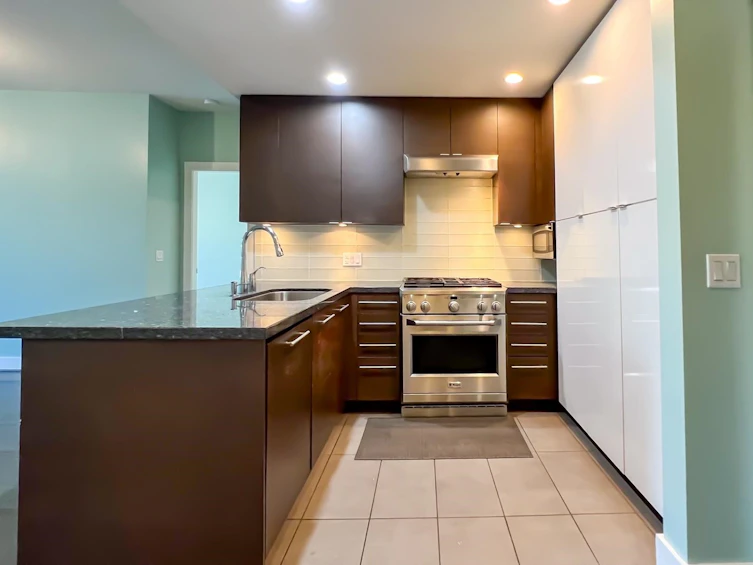 213-5928 Birney Avenue, Vancouver, BC, V6S 0B5 - 4