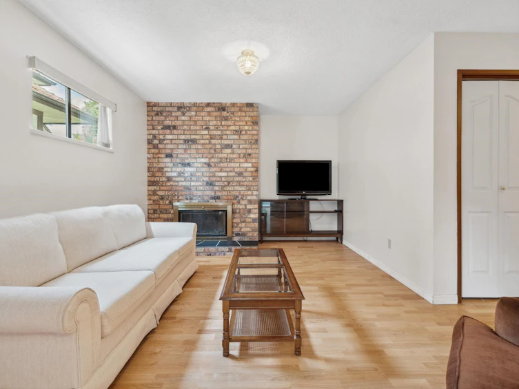 722 Foster Avenue, Coquitlam, BC, V3J 7P7 - 30