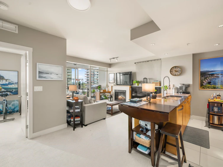 807-1473 Johnston Road, Surrey, BC, V4B 0A2 - 4