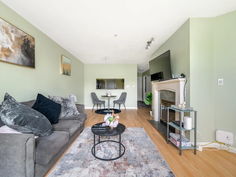 207-8450 Jellicoe Street, Vancouver, BC, V5S 4S9 - 3