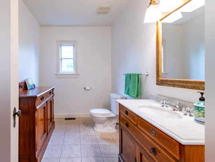 2998 W 24th Avenue, Vancouver, BC, V6L 1R4 - 16