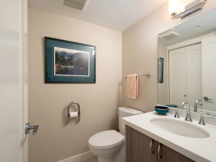 301-1455 Duchess Avenue, West Vancouver, BC, V7T 1H7 - 25