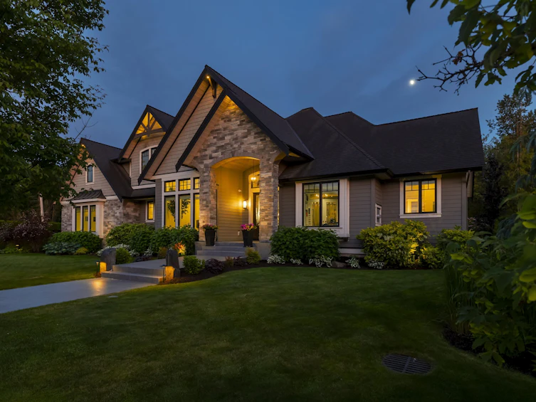 21950 44 Avenue, Langley, BC, V3A 3E8