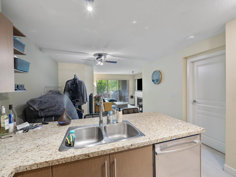 111-2088 Beta Avenue, Burnaby, BC, V5C 0C8 - 24