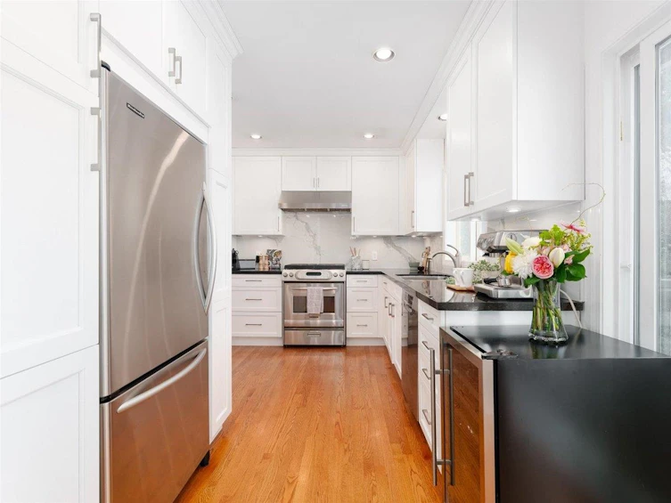 268 Holyrood Road, North Vancouver, BC, V7N 2R5 - 21