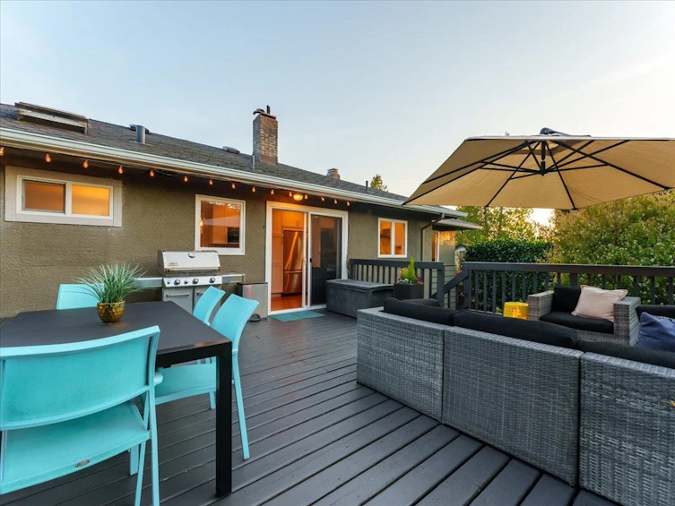 268 Holyrood Road, North Vancouver, BC, V7N 2R5 - 11