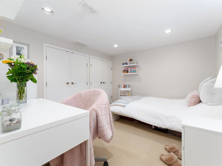 268 Holyrood Road, North Vancouver, BC, V7N 2R5 - 30