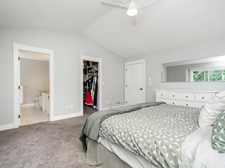 13870 232 Street, Maple Ridge, BC, V4R 2G5 - 14