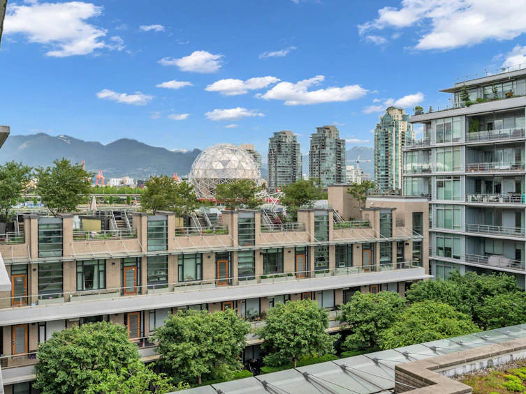 701-77 Walter Hardwick Avenue, Vancouver, BC, V5Y 0C6 - 2