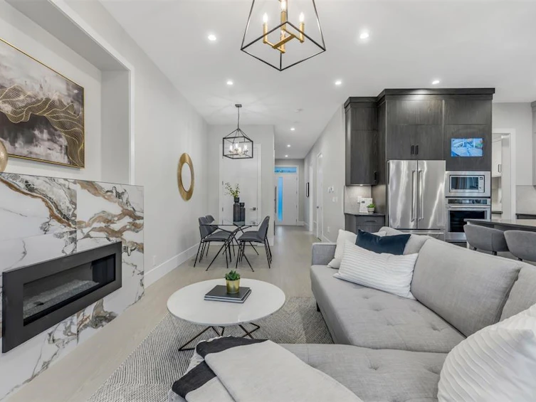 17140 1 Avenue, Surrey, BC, V3Z 9R2 - 3