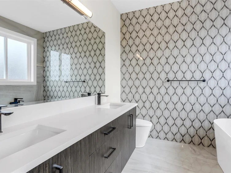 17140 1 Avenue, Surrey, BC, V3Z 9R2 - 19