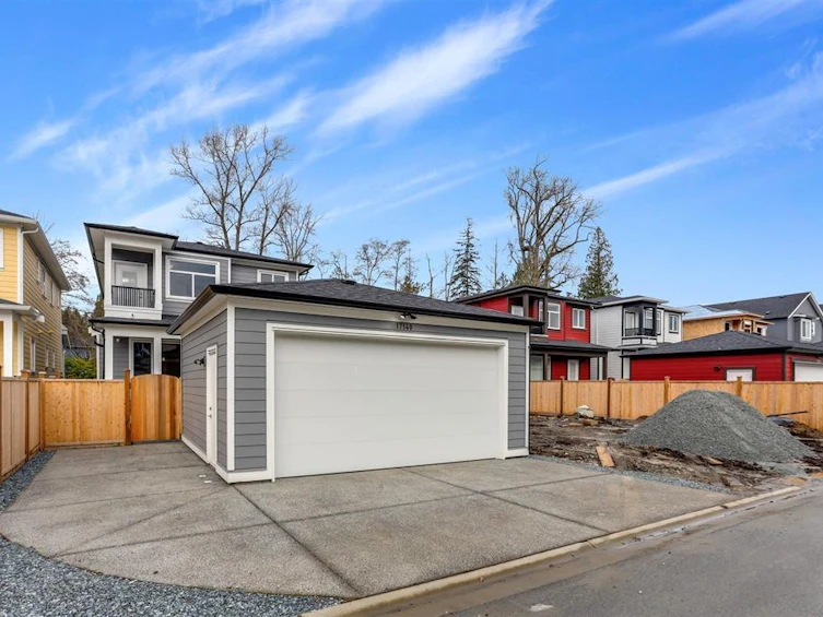 17140 1 Avenue, Surrey, BC, V3Z 9R2 - 33