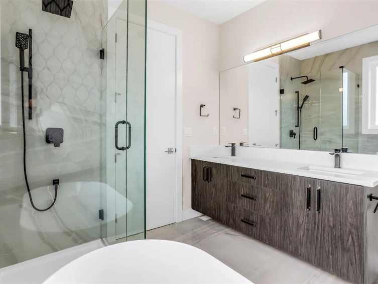 17140 1 Avenue, Surrey, BC, V3Z 9R2 - 20