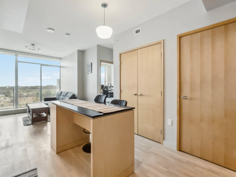 2303-13495 Central Avenue, Surrey, BC, V3T 0K2 - 5