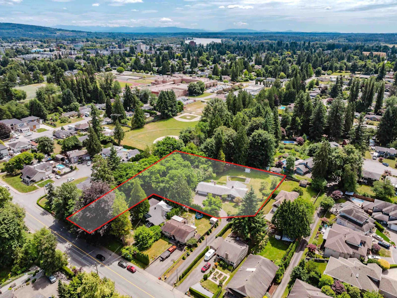 21764 124th Avenue, Maple Ridge BC V2X 4H7