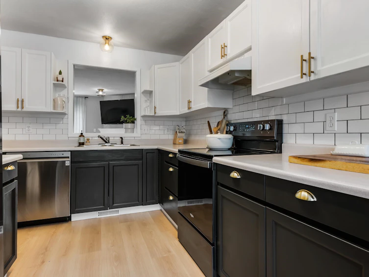 2-8933 Broadway Street, Chilliwack, BC, V2P 5V9 - 8