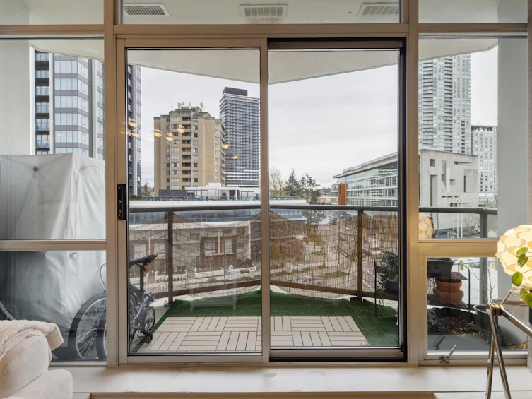 403-13399 104 Avenue, Surrey, BC, V3T 0C9 - 5