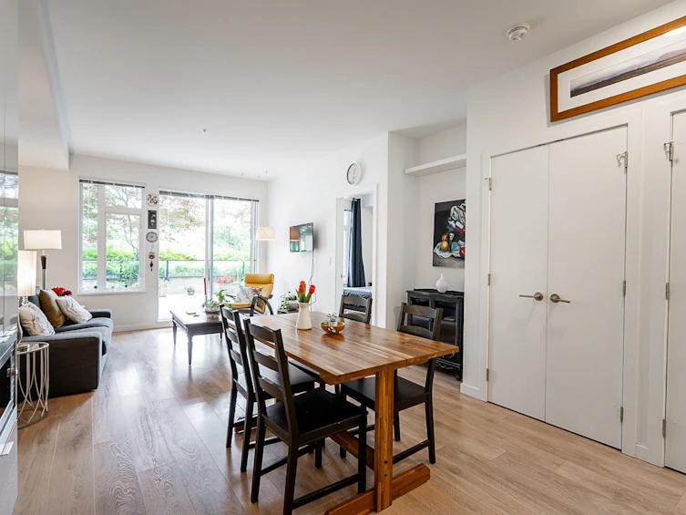 218-725 Marine Drive, North Vancouver, BC, V7M 0G2 - 4