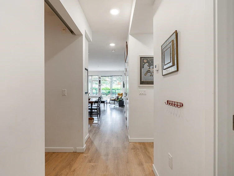 218-725 Marine Drive, North Vancouver, BC, V7M 0G2 - 19
