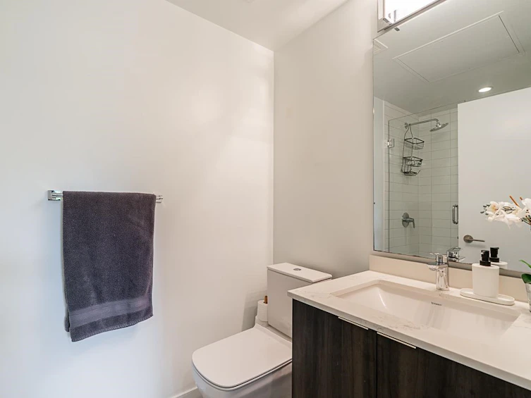 218-725 Marine Drive, North Vancouver, BC, V7M 0G2 - 10