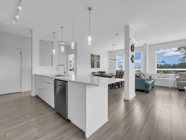 408-1621 Hamilton Avenue, North Vancouver, BC, V7P 0B6 - 9