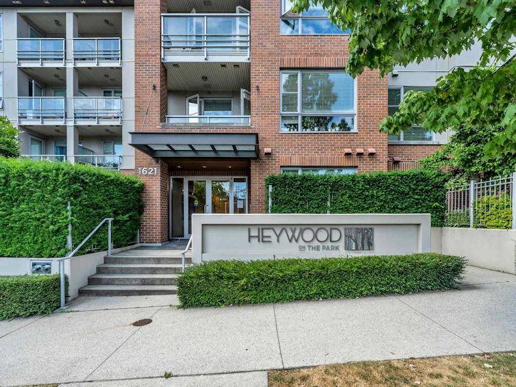 408-1621 Hamilton Avenue, North Vancouver, BC, V7P 0B6 - 34