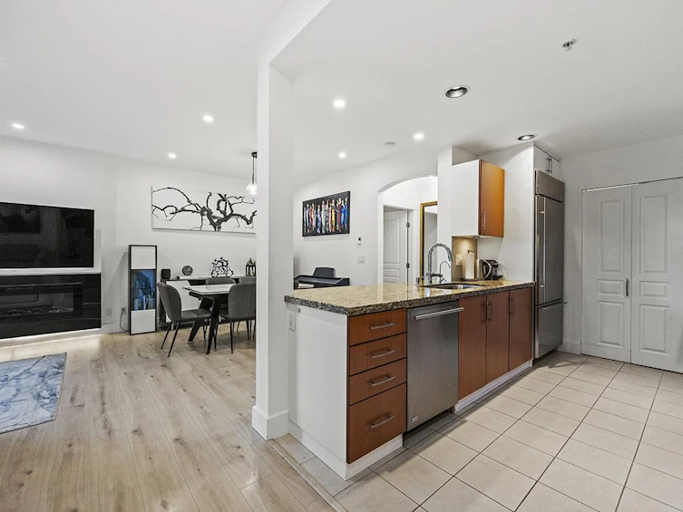 208-6333 Larkin Drive, Vancouver, BC, V6T 0A7 - 10