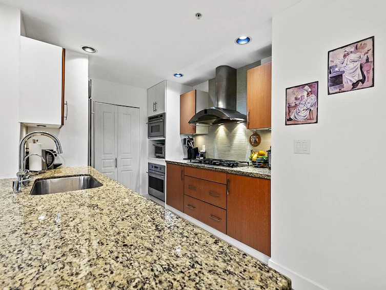 208-6333 Larkin Drive, Vancouver, BC, V6T 0A7 - 12