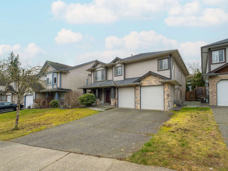 11627 238a Street, Maple Ridge BC V4R 2V6