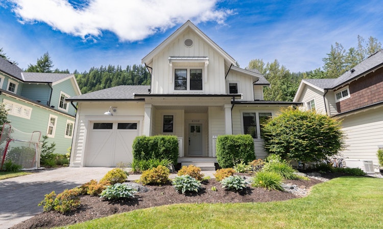 43318 Creekside Circle