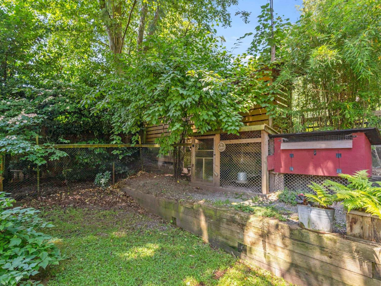 1088 Calverhall Street, North Vancouver, BC, V7L 1Y3 - 22