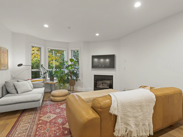 105-1150 Lynn Valley Road, North Vancouver, BC, V7J 1Z9 - 8